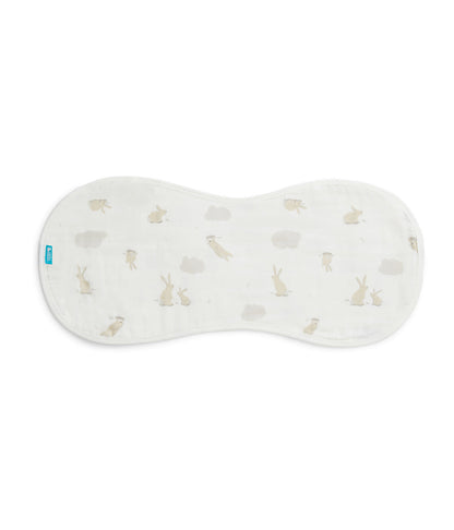 Kit 2 Paninhos de Boca em Musselina - Branco Coelhinhos nas Nuvens