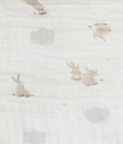 Kit 2 Babadores em Musselina - Branco Mini Coelhinhos nas Nuvens